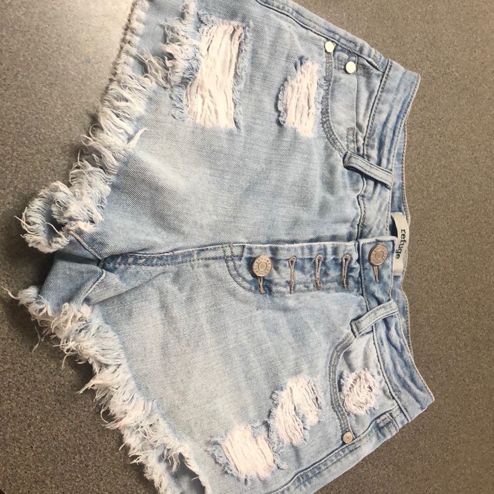High wasted shorts